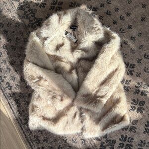 Steve Madden Plush Faux Fur Coat in Beige